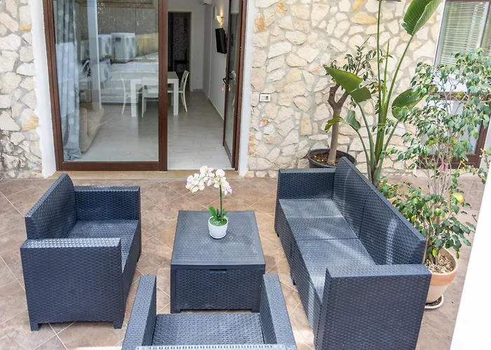 דירה Condoluci טרופאה